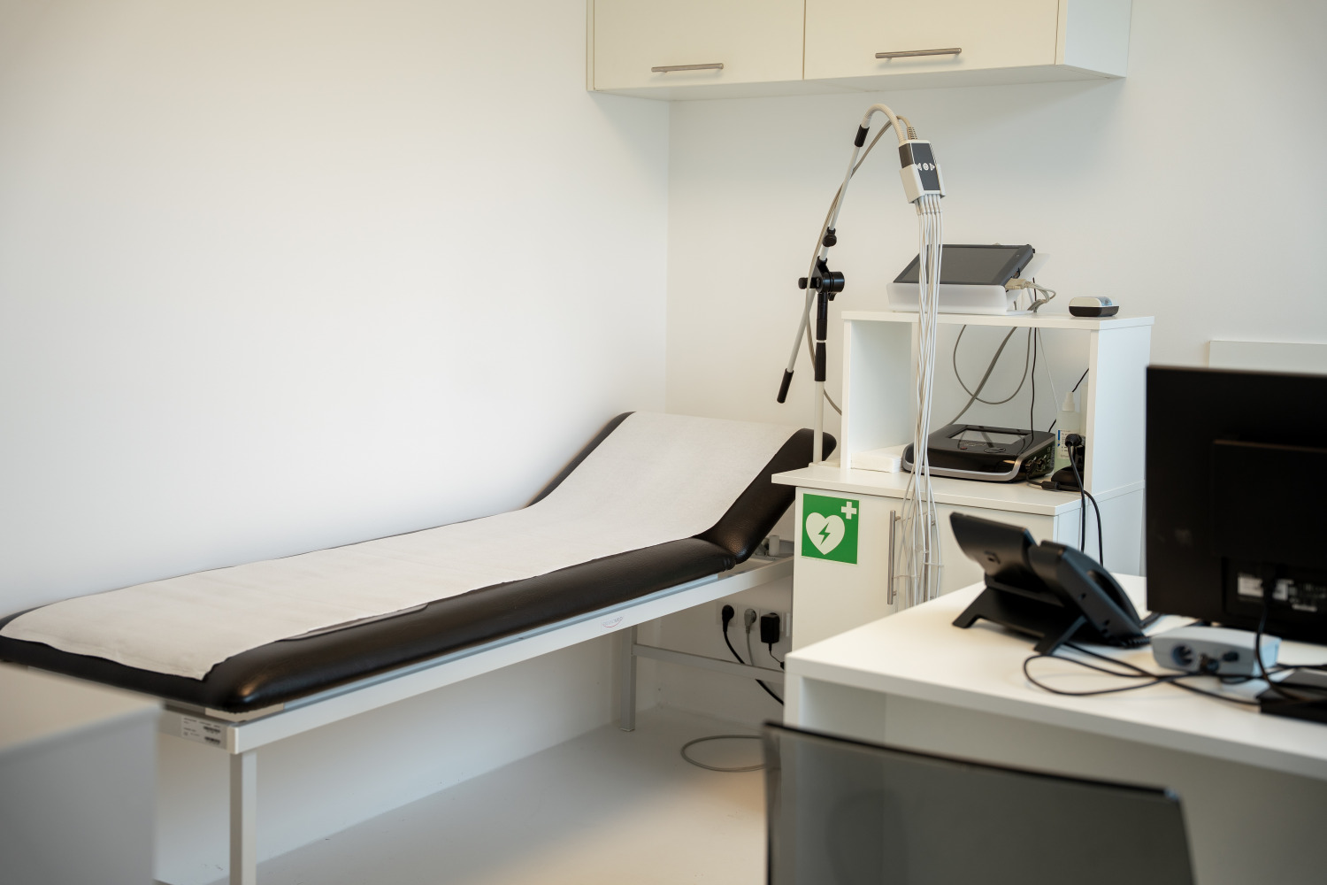 Ordination Dr. Kastner in Salzburg - A7 3139 lichtgruen design linda mayr